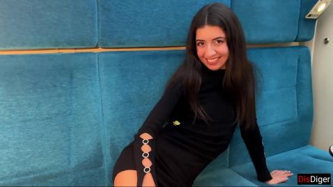 Трахнул незнакомую шлюху во все щели