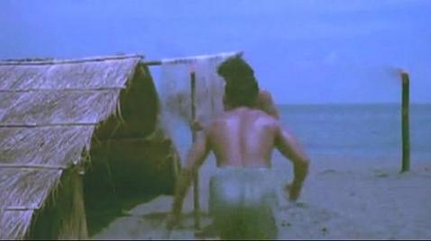 Пираты трахают рабынь безжалостно на корабле