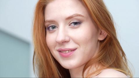 Анальная ебля с рыжей шлюхой в попе