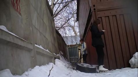 Жаркие сучки писают на камеру зимой